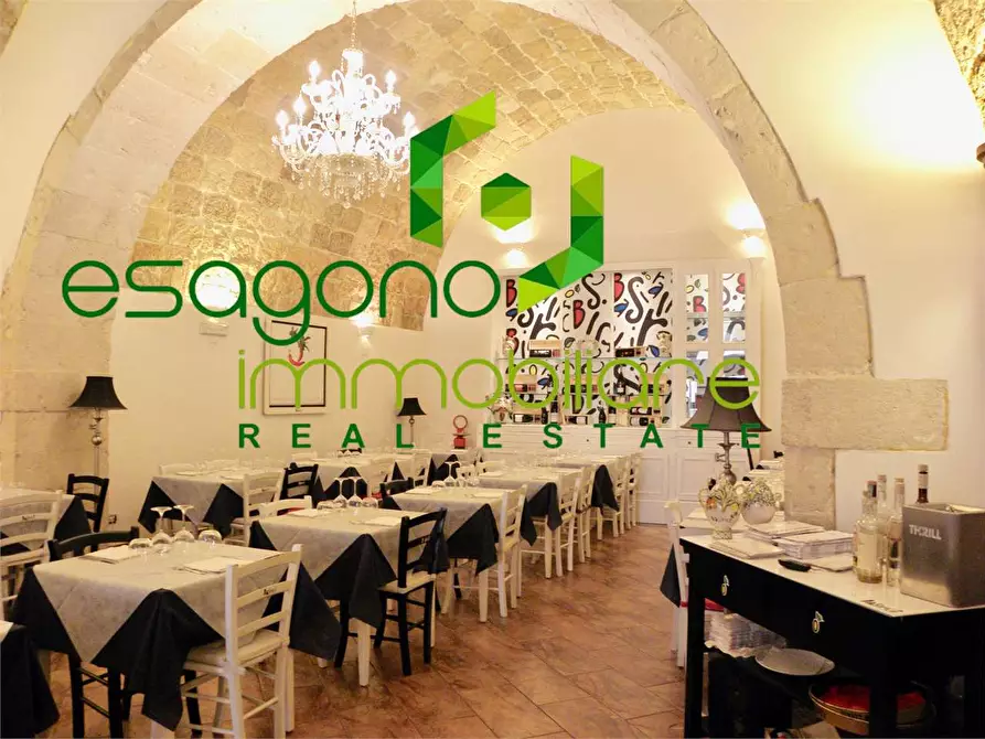 Immagine 7 di Negozio in vendita  a Siracusa
