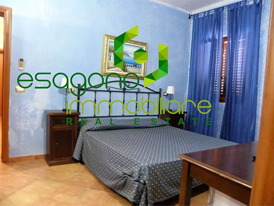 Immagine 19 di Villa in vendita  a Siracusa