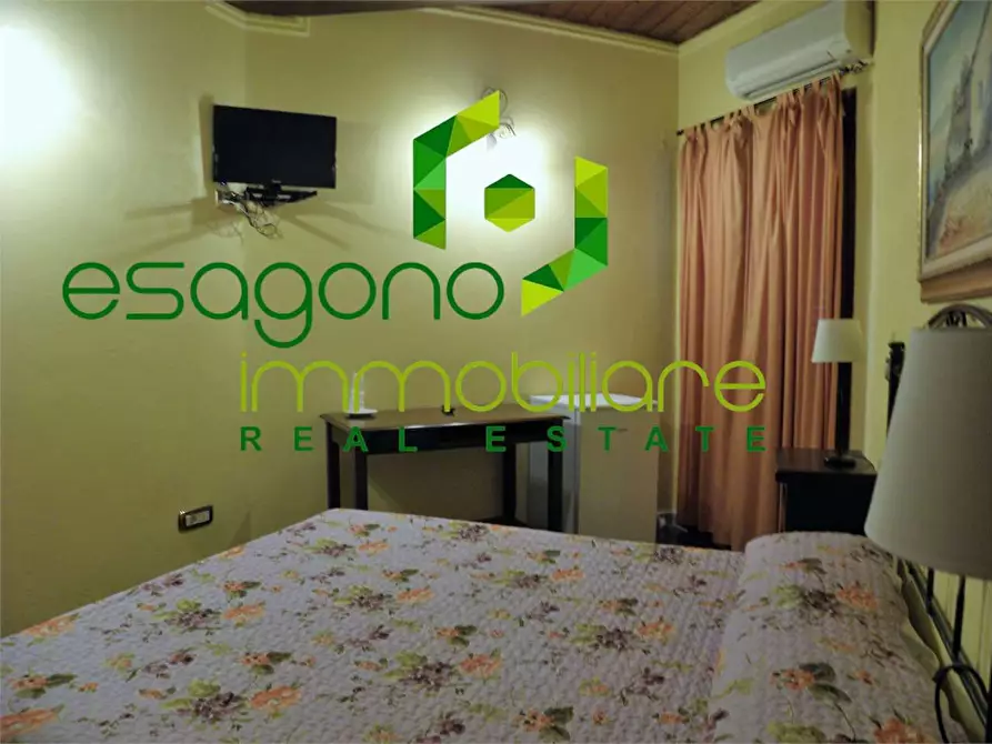 Immagine 25 di Villa in vendita  a Siracusa