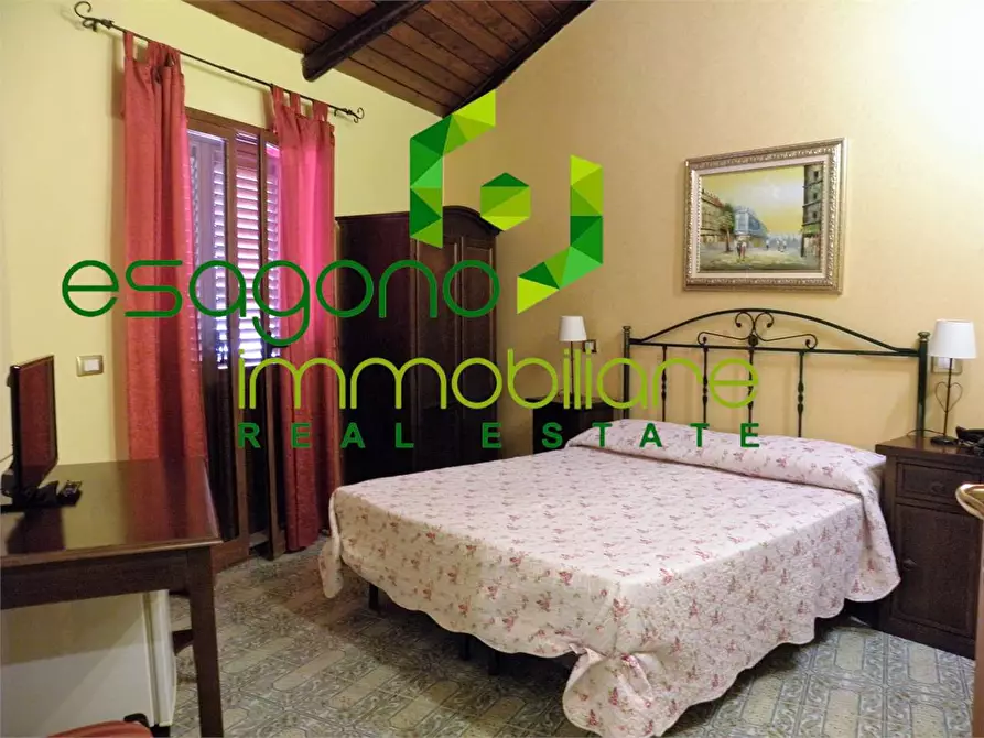 Immagine 31 di Villa in vendita  a Siracusa