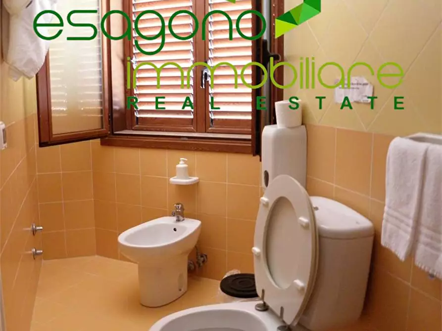 Immagine 34 di Villa in vendita  a Siracusa