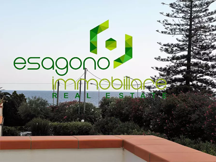 Immagine 39 di Villa in vendita  a Siracusa