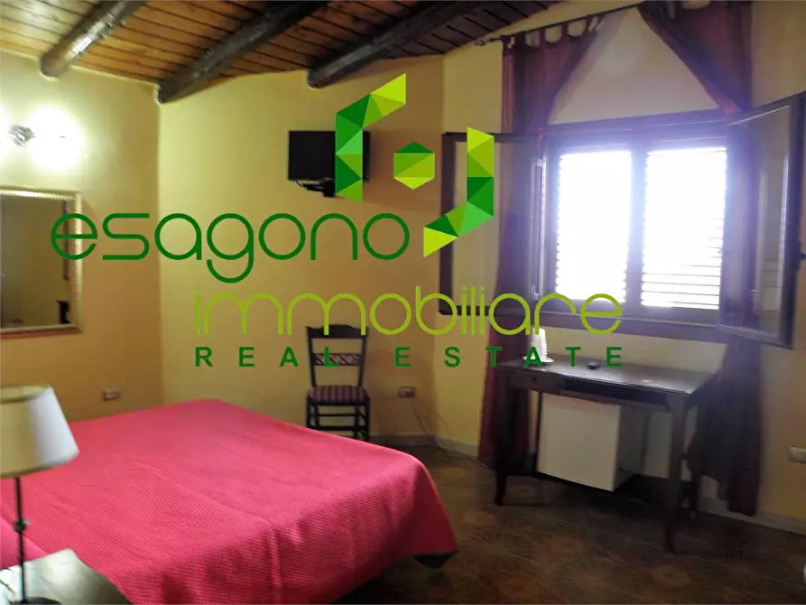 Immagine 42 di Villa in vendita  a Siracusa