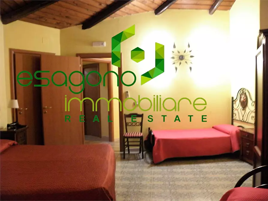 Immagine 44 di Villa in vendita  a Siracusa