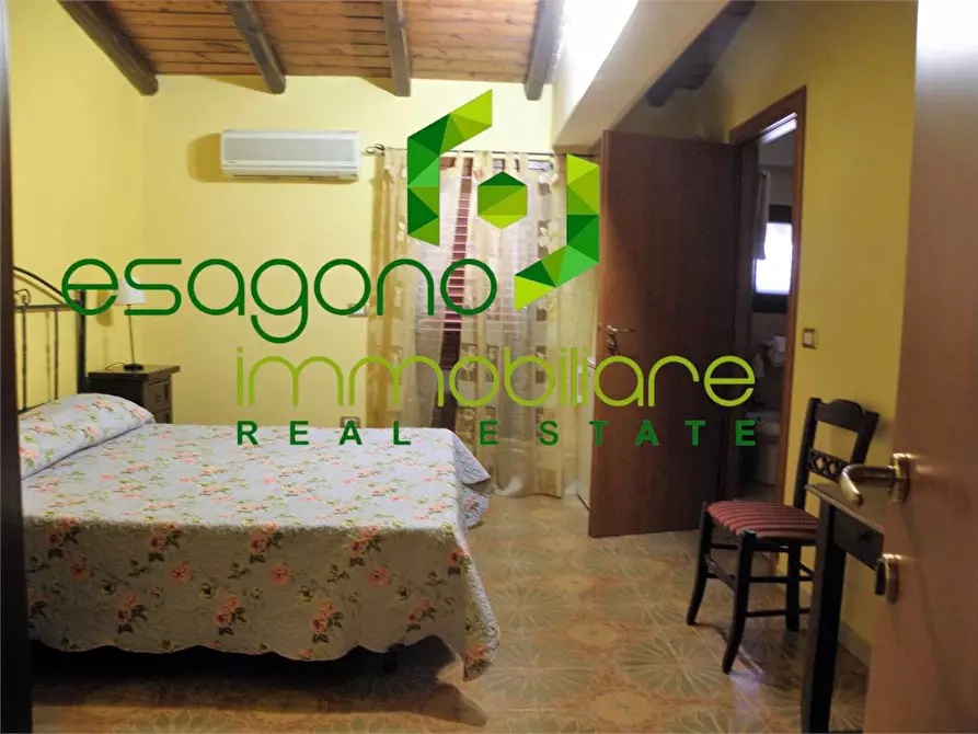 Immagine 45 di Villa in vendita  a Siracusa