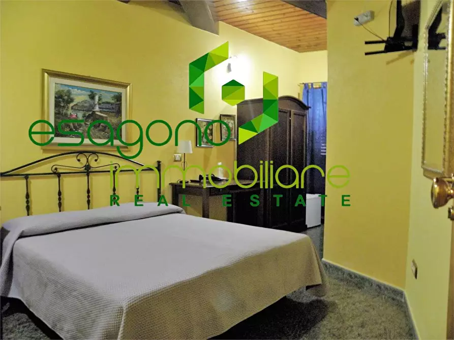 Immagine 46 di Villa in vendita  a Siracusa