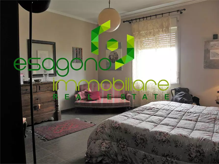 Immagine 15 di Quadrilocale in vendita  a Siracusa