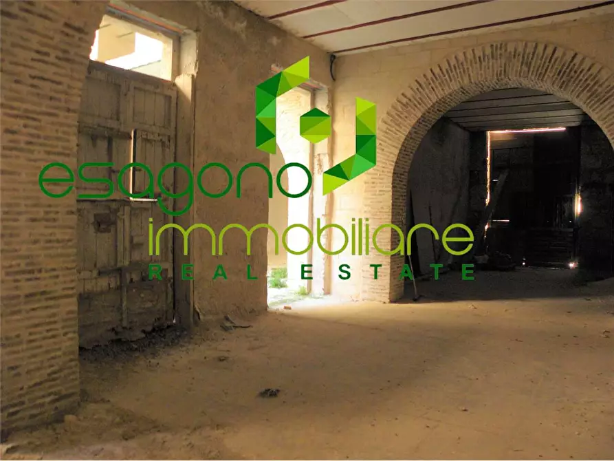 Immagine 6 di Quadrilocale in vendita  in Via Bengasi a Siracusa