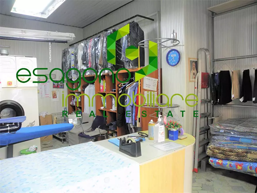 Immagine 7 di Negozio in vendita  a Siracusa