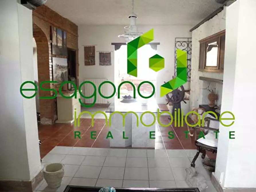 Immagine 17 di Villa in vendita  a Siracusa