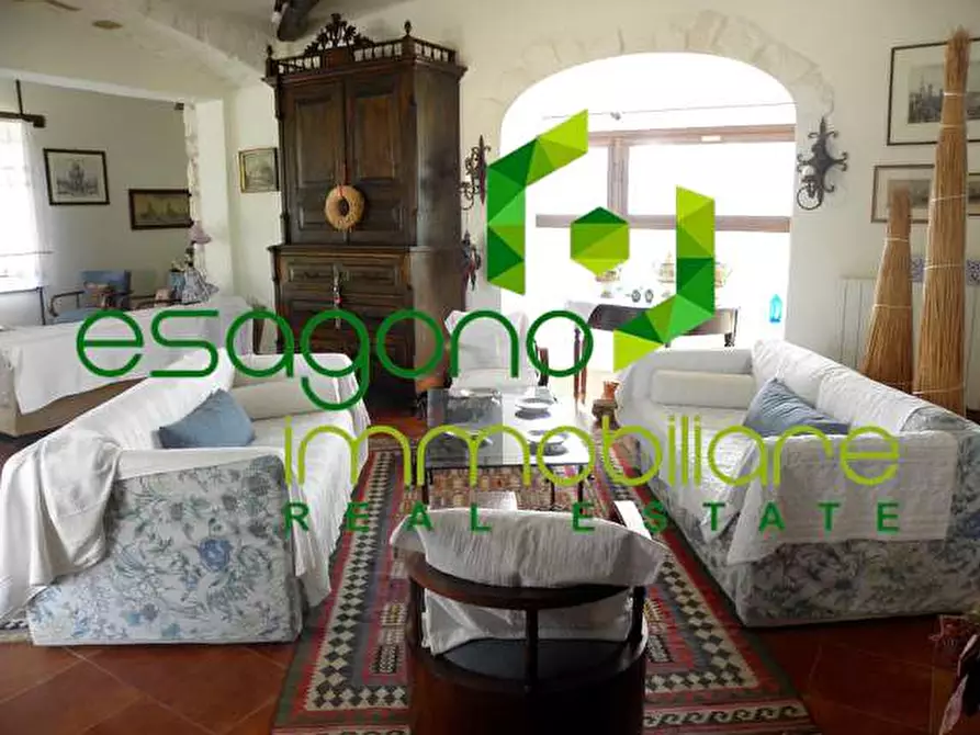 Immagine 21 di Villa in vendita  a Siracusa