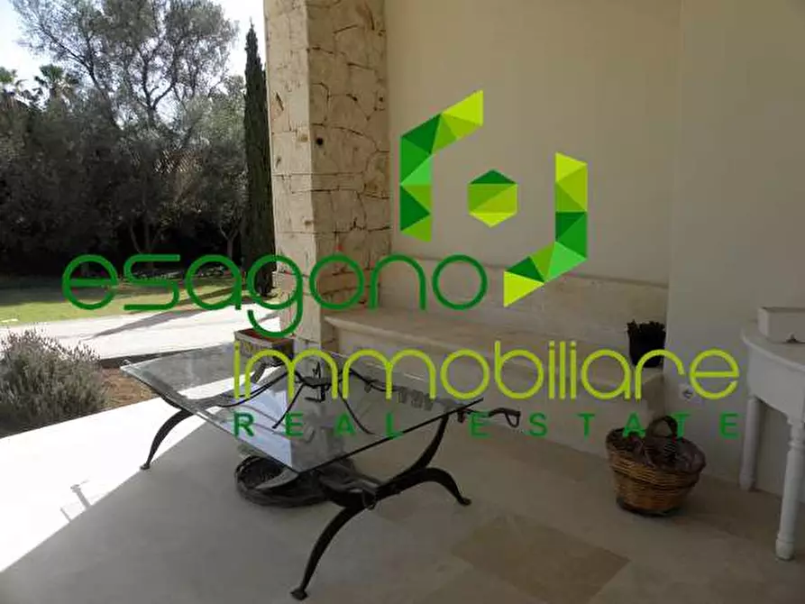 Immagine 26 di Villa in vendita  a Siracusa