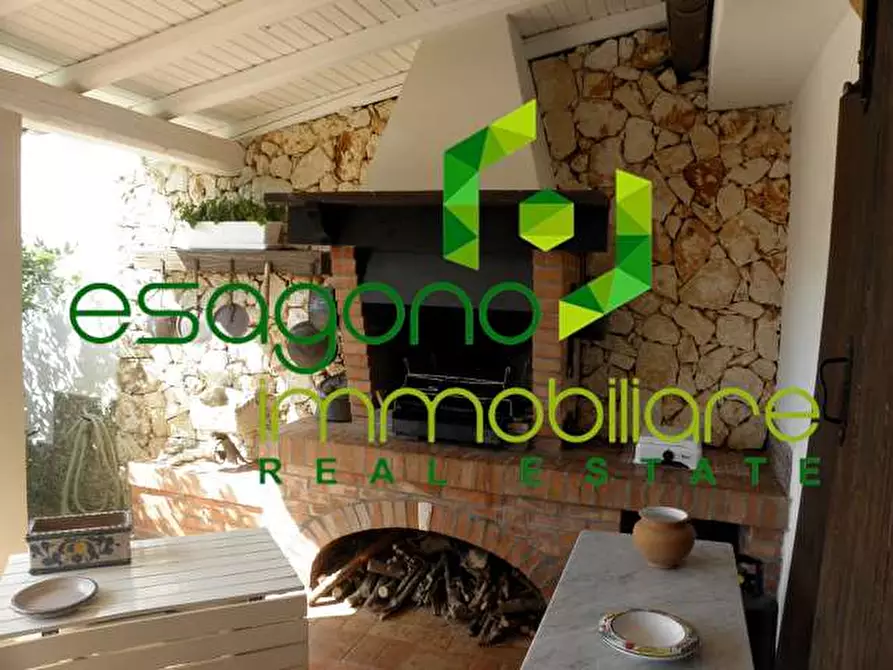 Immagine 11 di Villa in vendita  a Siracusa