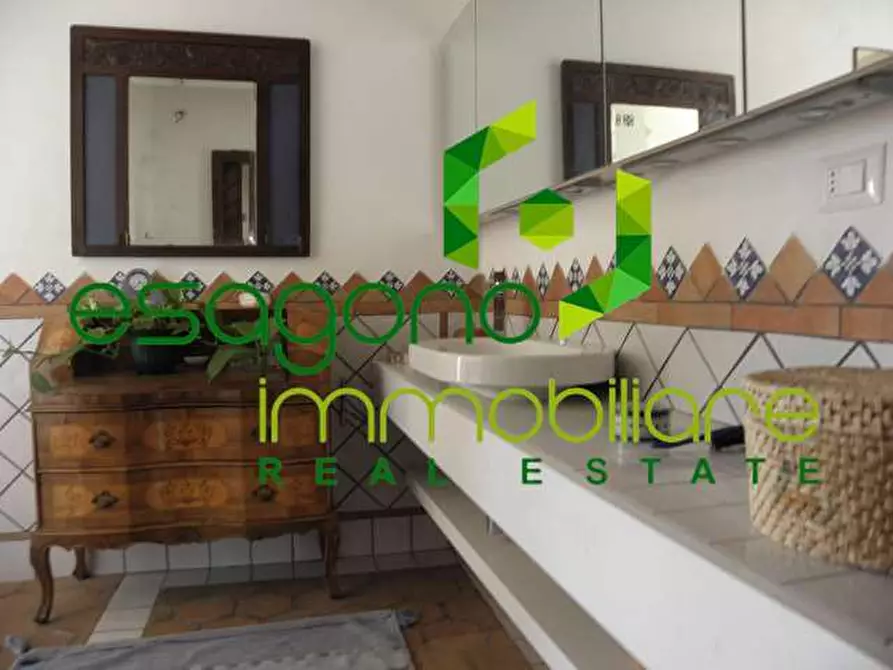 Immagine 37 di Villa in vendita  a Siracusa