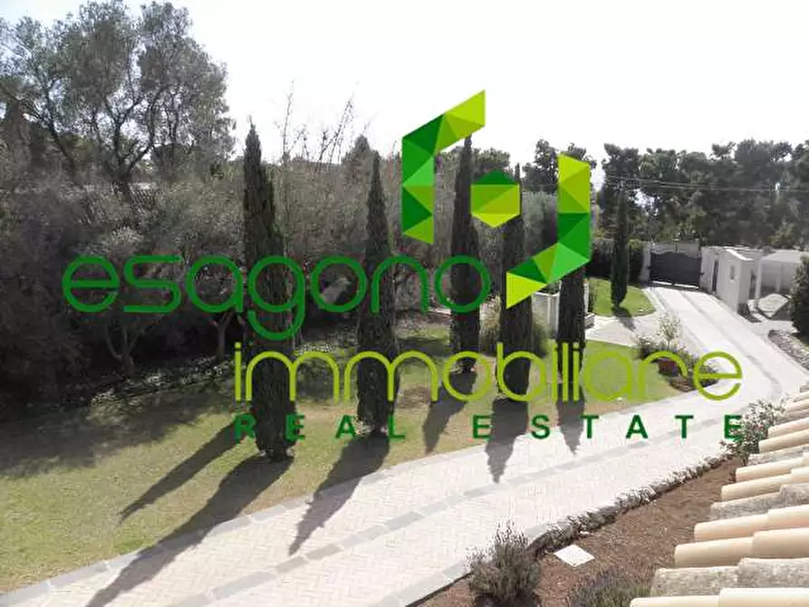 Immagine 8 di Villa in vendita  a Siracusa