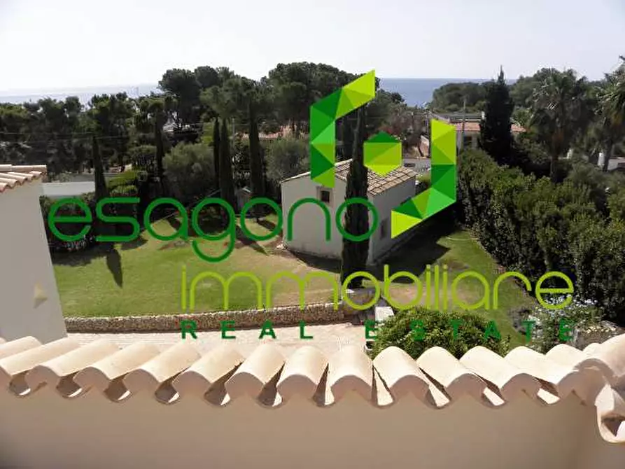 Immagine 49 di Villa in vendita  a Siracusa