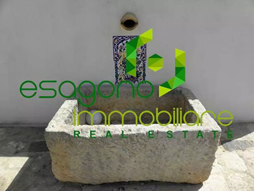 Immagine 60 di Villa in vendita  a Siracusa