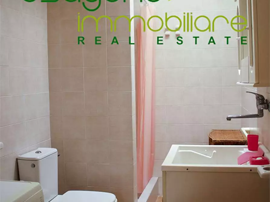 Immagine 10 di Trilocale in vendita  a Siracusa