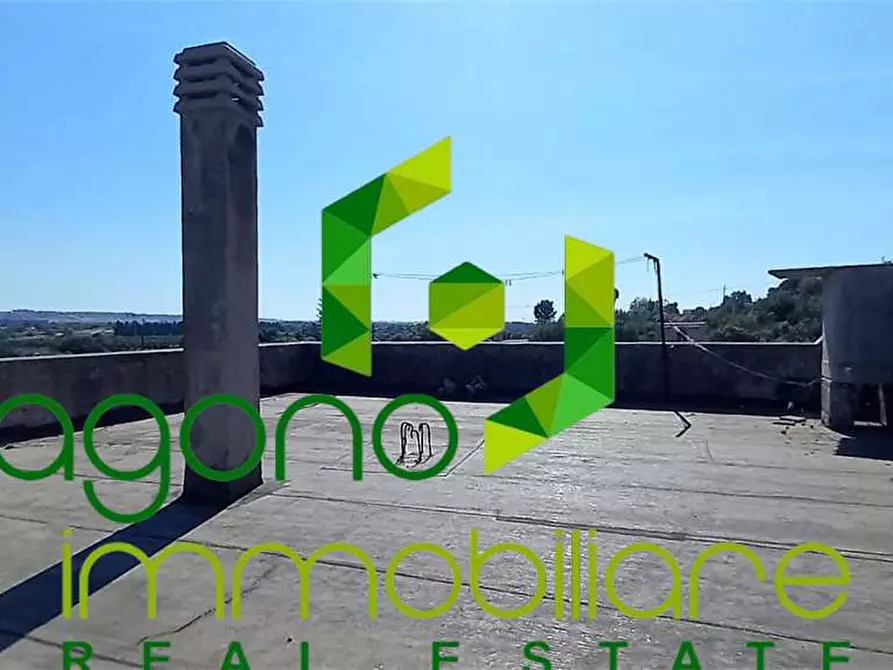 Immagine 9 di Villa in vendita  a Siracusa