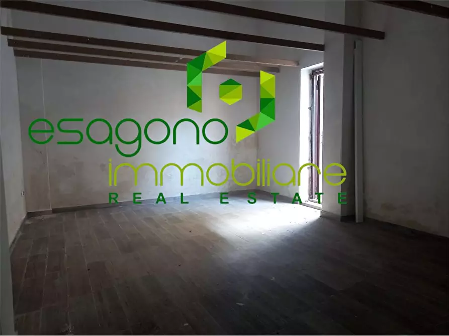 Immagine 6 di Negozio in vendita  a Siracusa