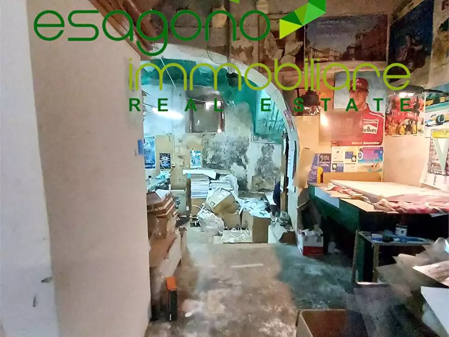 Immagine 2 di Negozio in vendita  a Siracusa