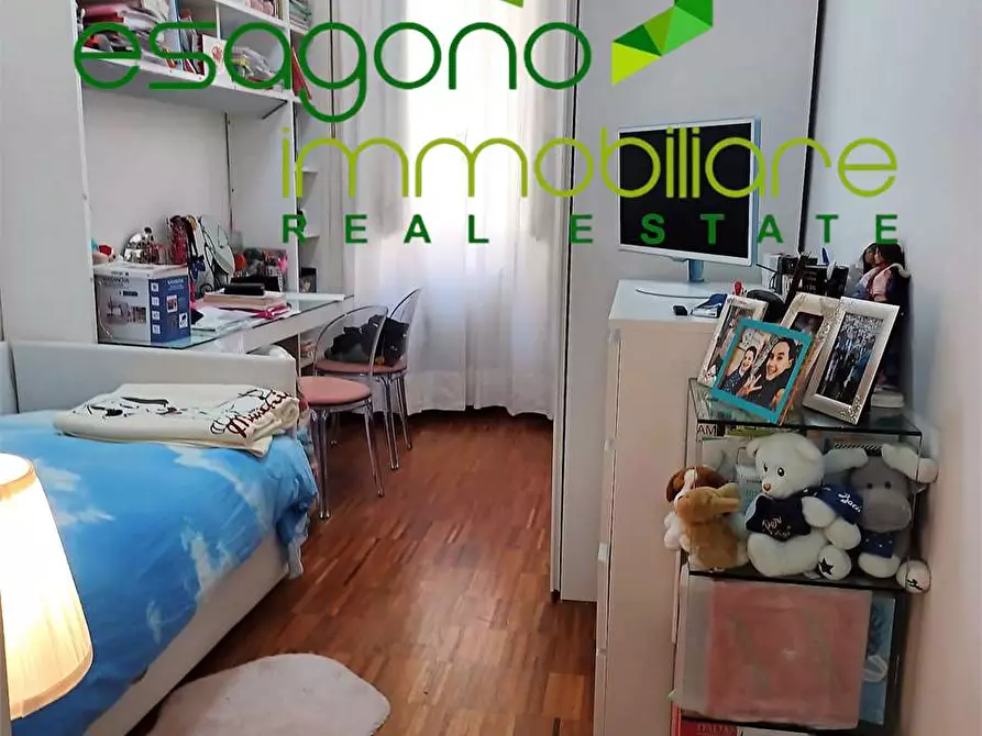 Immagine 25 di Stabile in vendita  a Siracusa