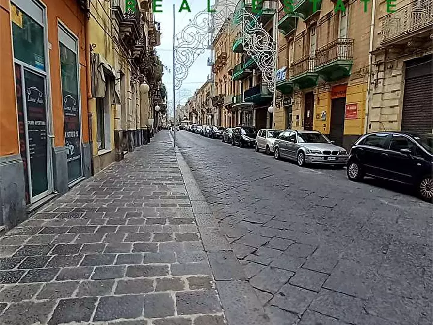 Immagine 1 di Negozio in vendita  a Siracusa