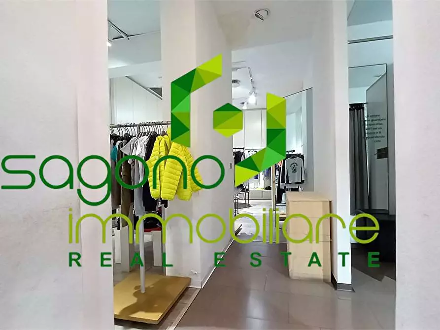 Immagine 5 di Negozio in vendita  a Siracusa