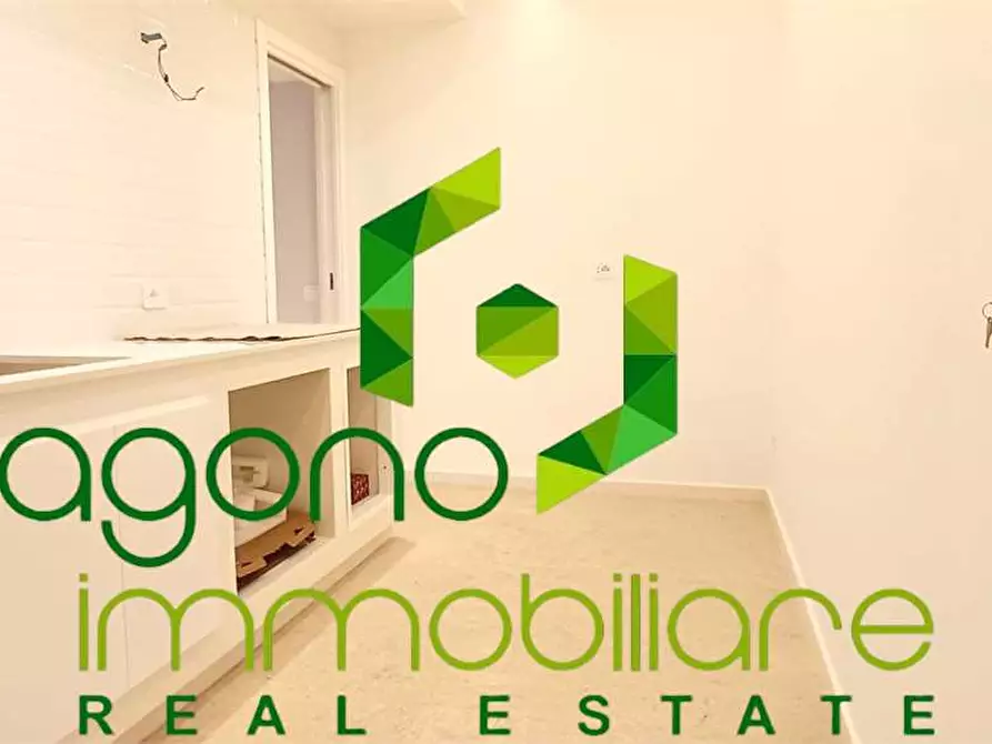 Immagine 5 di Appartamento in vendita  a Siracusa