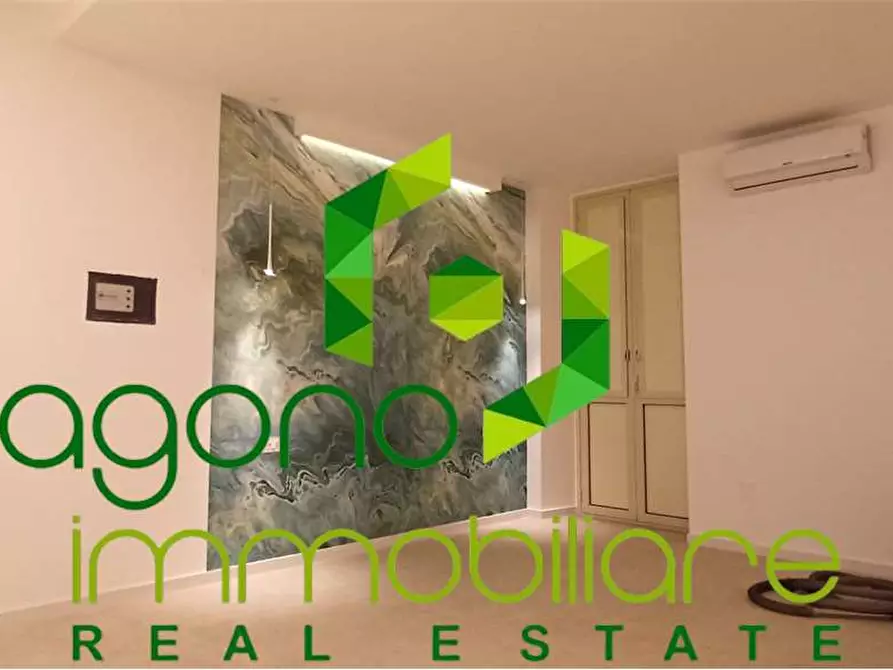 Immagine 8 di Appartamento in vendita  a Siracusa