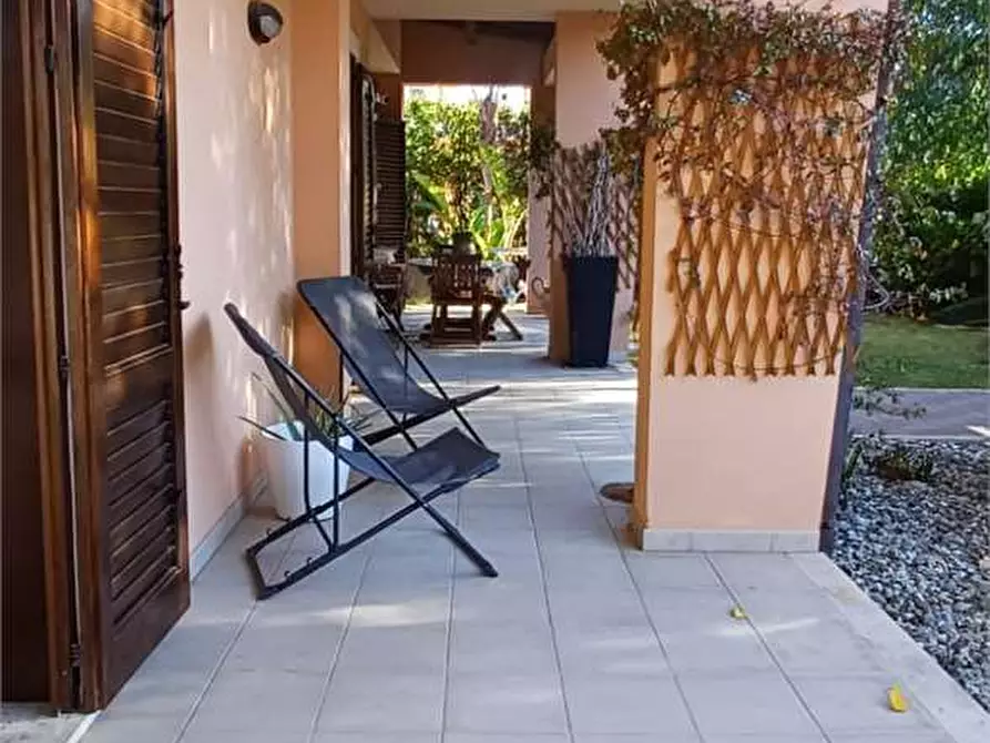 Immagine 5 di Villa in vendita  in Via Randone a Siracusa