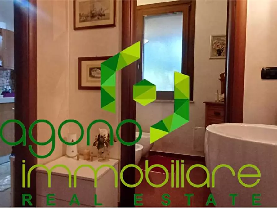 Immagine 17 di Villa in vendita  in Via Randone a Siracusa