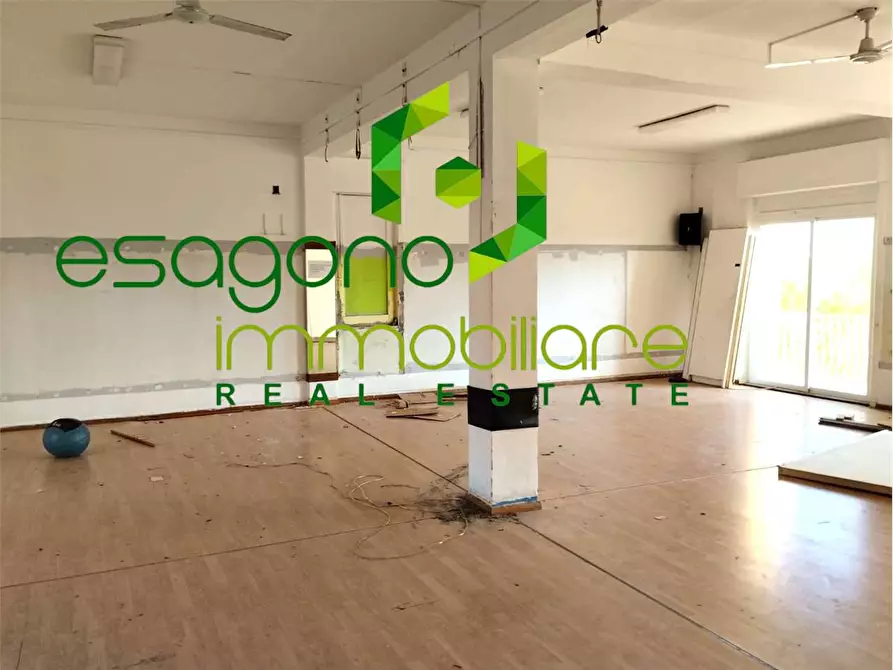 Immagine 2 di Villa in vendita  a Siracusa