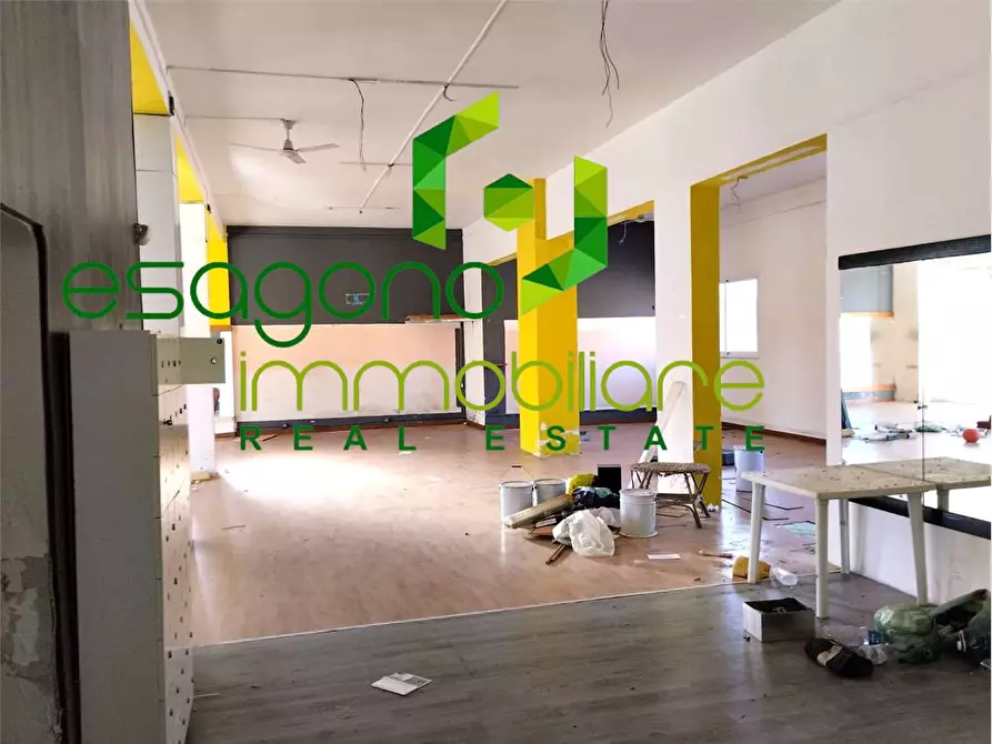 Immagine 10 di Villa in vendita  a Siracusa