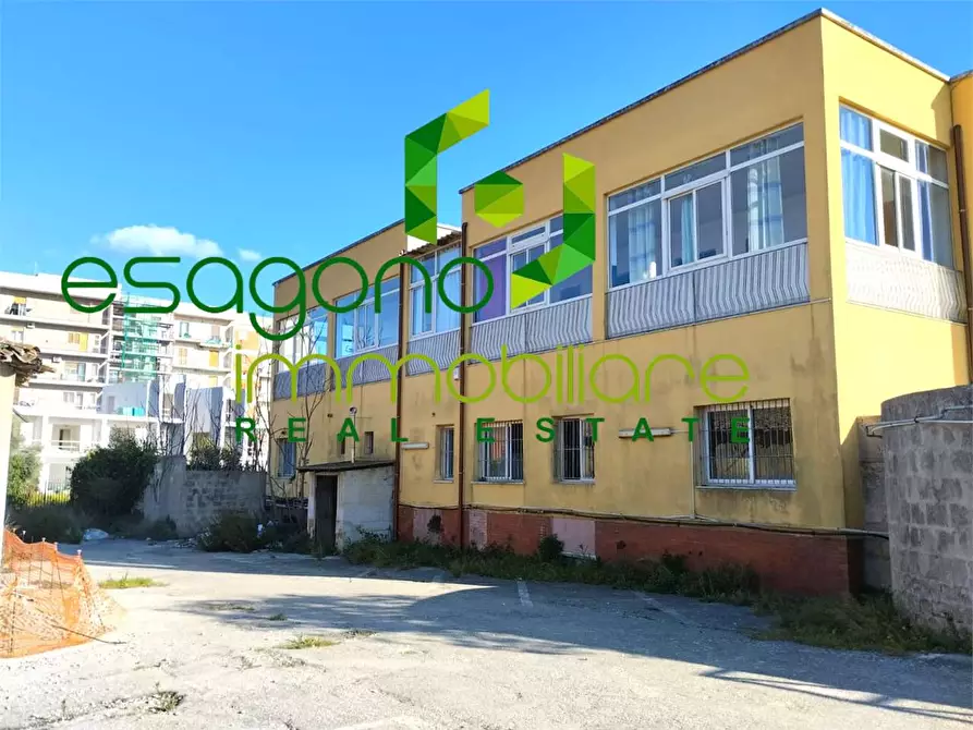 Immagine 5 di Villa in vendita  a Siracusa