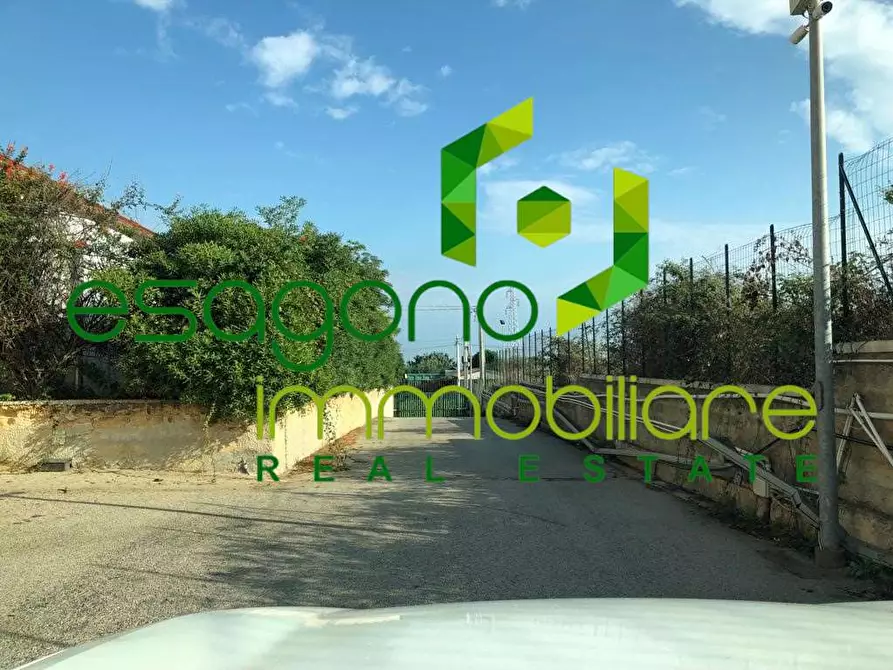 Immagine 5 di Capannone industriale in vendita  in targia a Siracusa