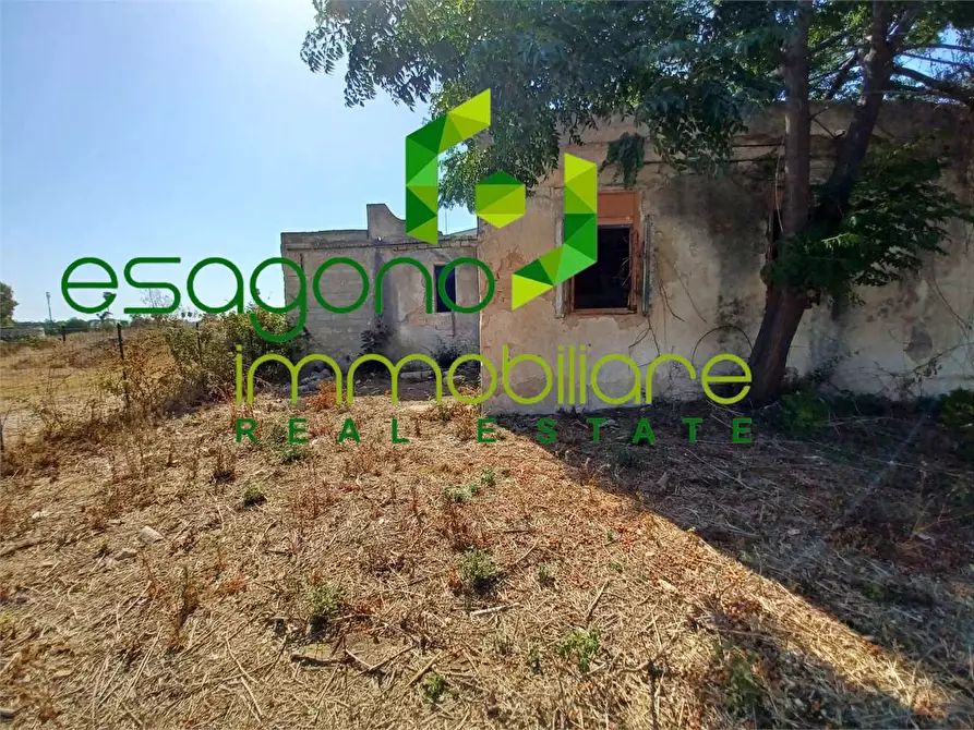 Immagine 2 di Villa in vendita  a Siracusa