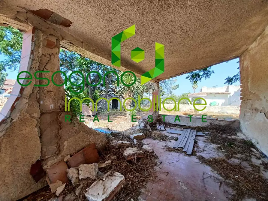 Immagine 10 di Villa in vendita  a Siracusa