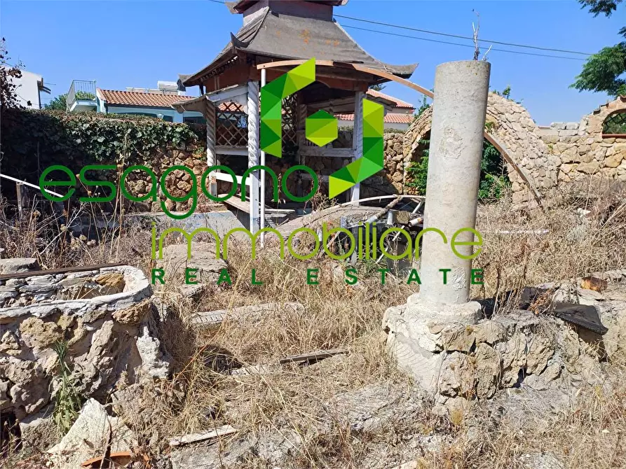 Immagine 14 di Villa in vendita  a Siracusa