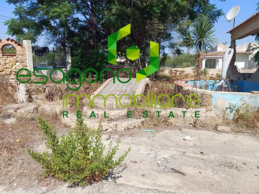 Immagine 17 di Villa in vendita  a Siracusa