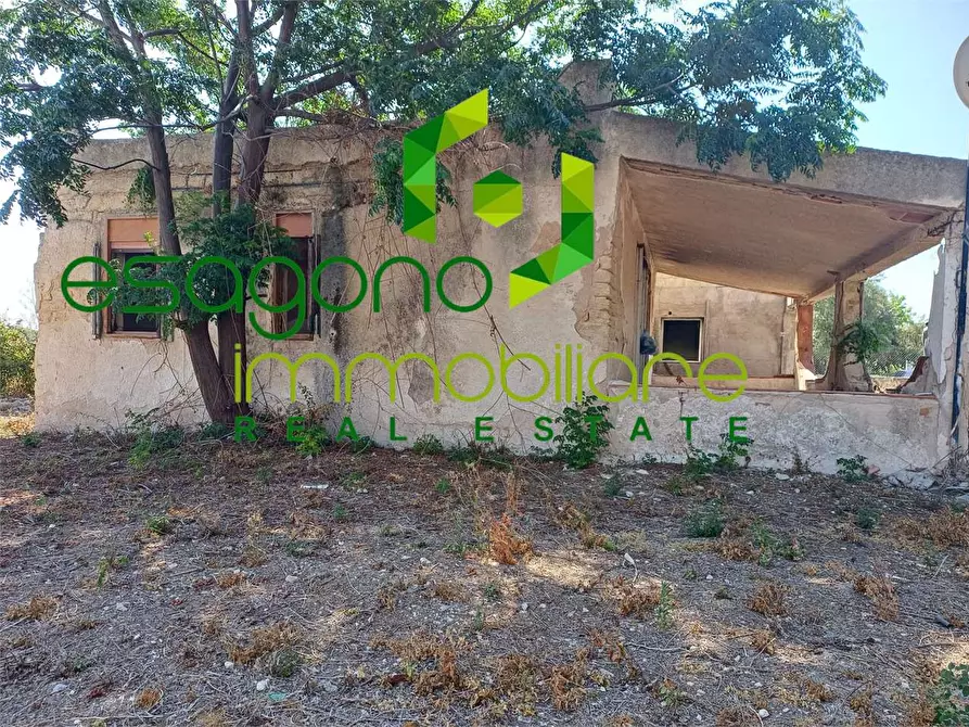 Immagine 19 di Villa in vendita  a Siracusa