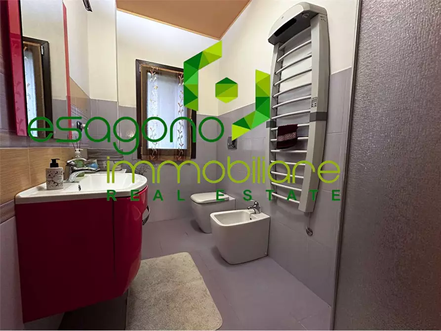 Immagine 10 di Villa in vendita  a Siracusa