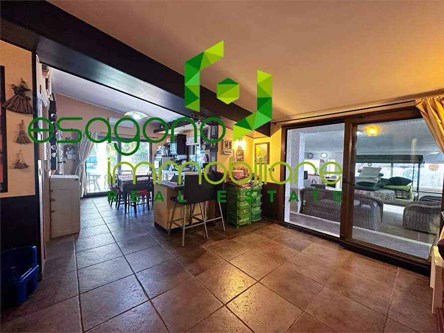 Immagine 11 di Villa in vendita  a Siracusa