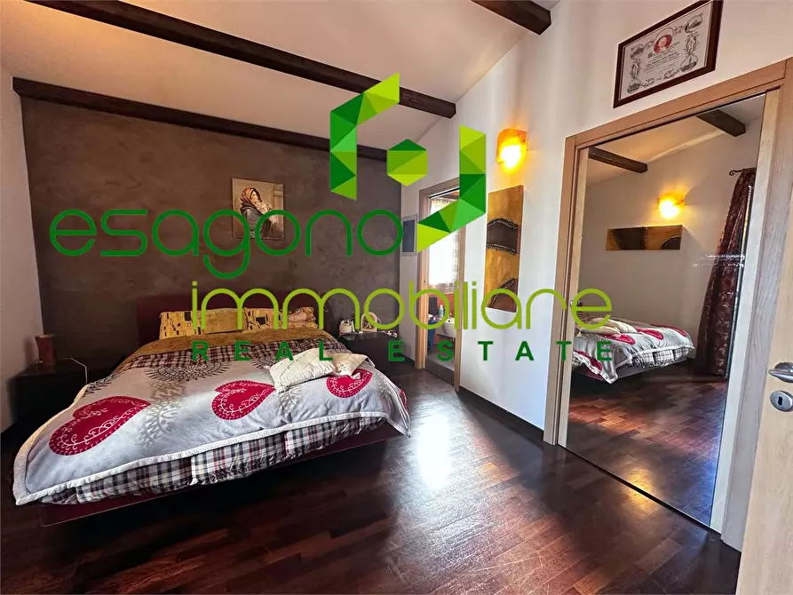 Immagine 19 di Villa in vendita  a Siracusa