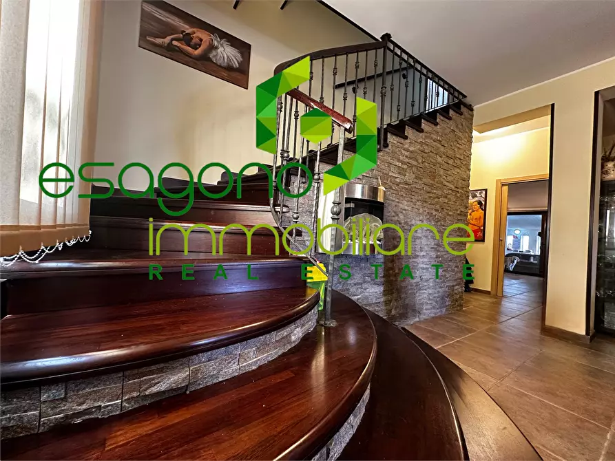 Immagine 22 di Villa in vendita  a Siracusa