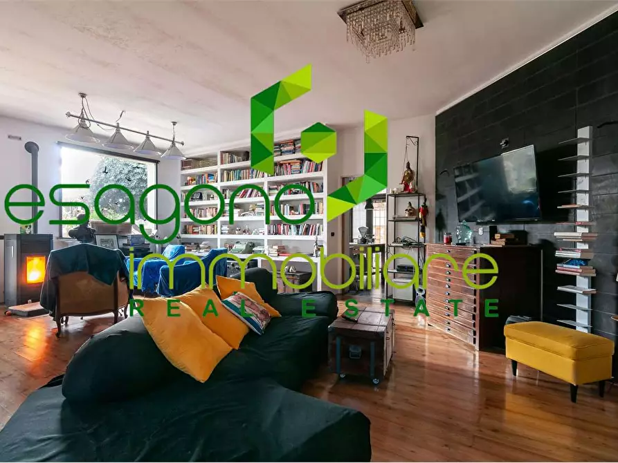 Immagine 1 di Villa in vendita  a Siracusa