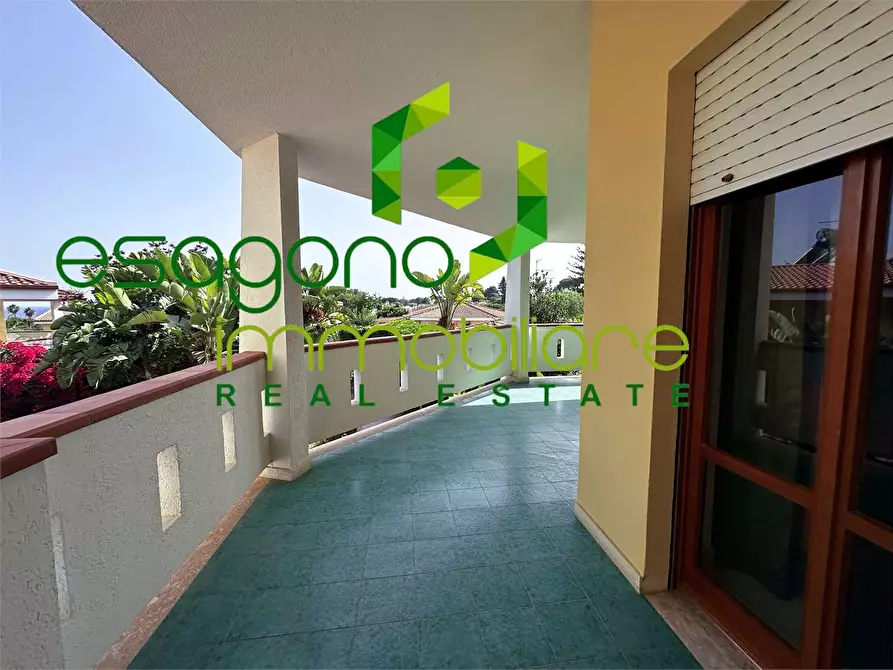 Immagine 15 di Villa in vendita  a Siracusa