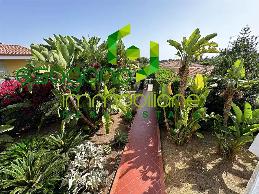 Immagine 16 di Villa in vendita  a Siracusa