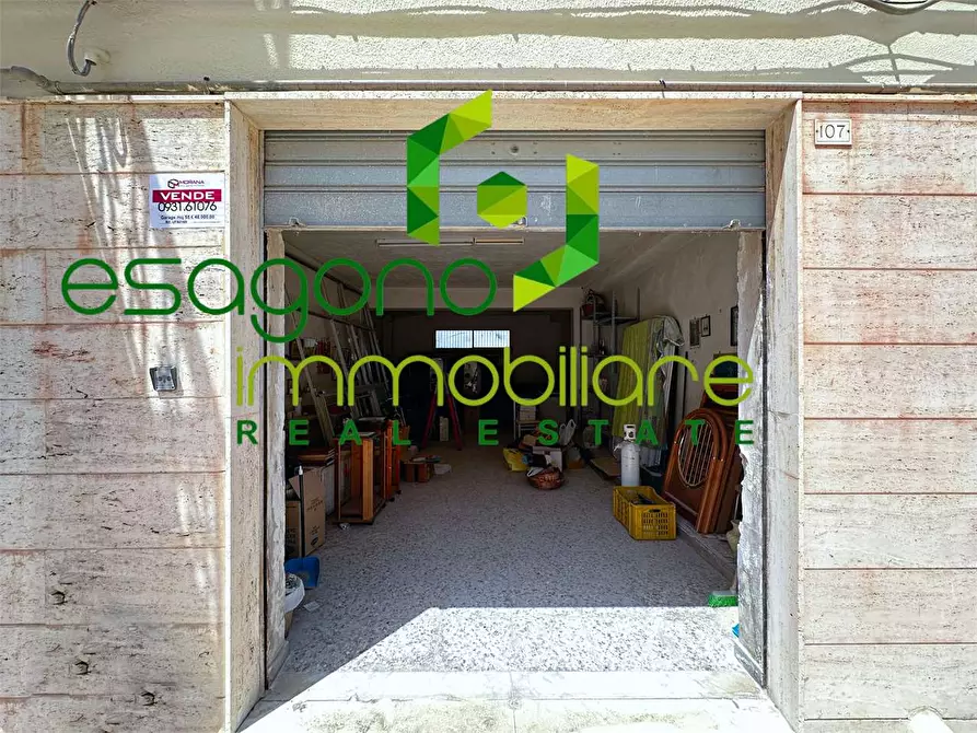 Immagine 5 di Garage in vendita  a Siracusa