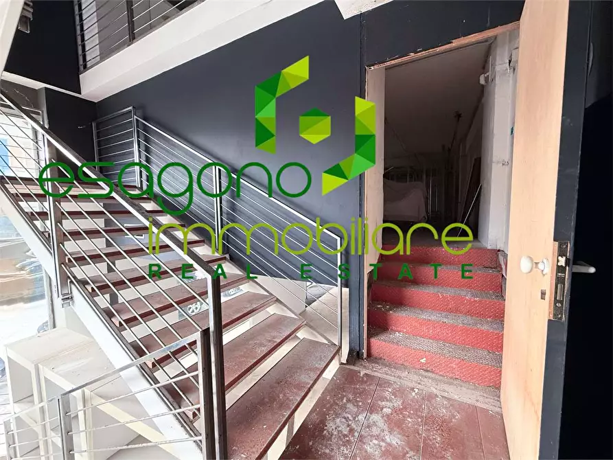 Immagine 13 di Negozio in vendita  a Siracusa